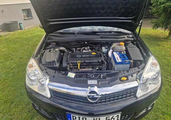 Opel Astra cena 18500 przebieg: 188000, rok produkcji 2007 z Rybnik małe 232